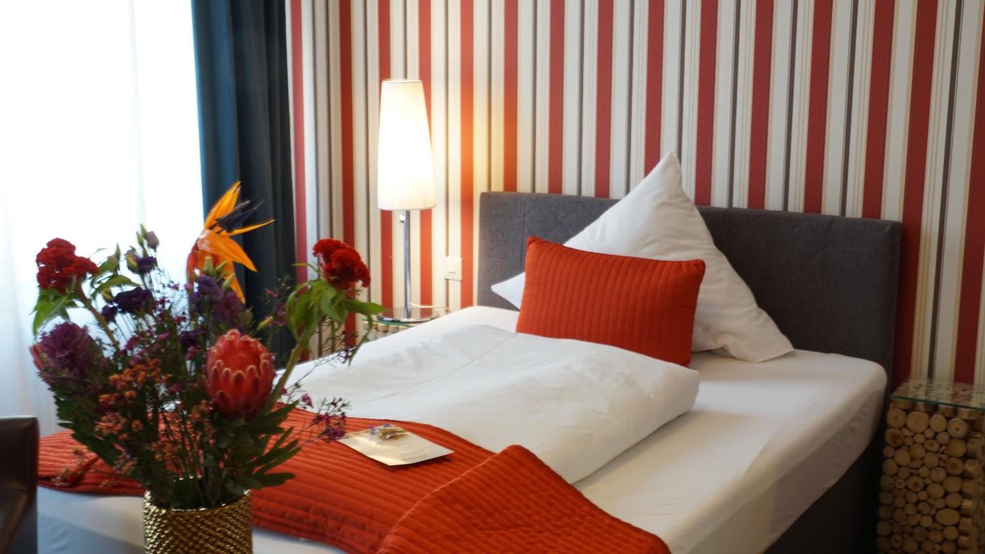 Suiten Hotel Dependance Laterne Баден-Баден Экстерьер фото